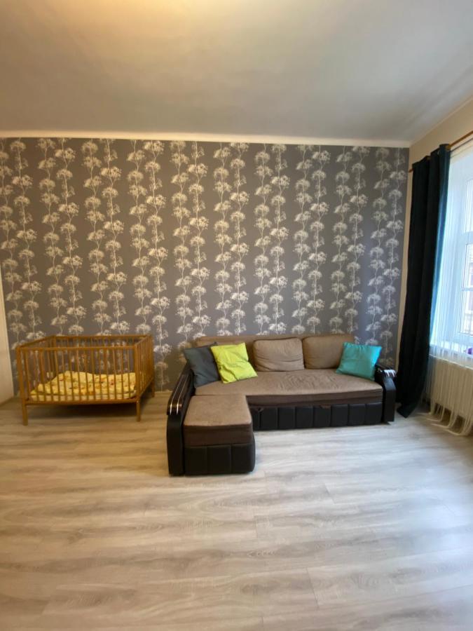 2 Bedroom Apartment On Tomashivskogo Street 7 ลวีฟ ภายนอก รูปภาพ